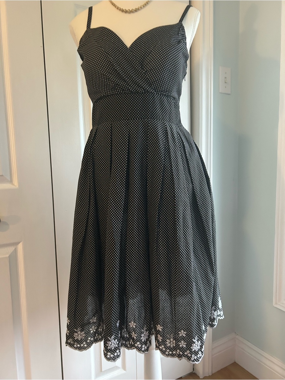 Jessica B&W Polka dot dress 6